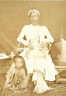 220px-Pho_Hlaing.jpg